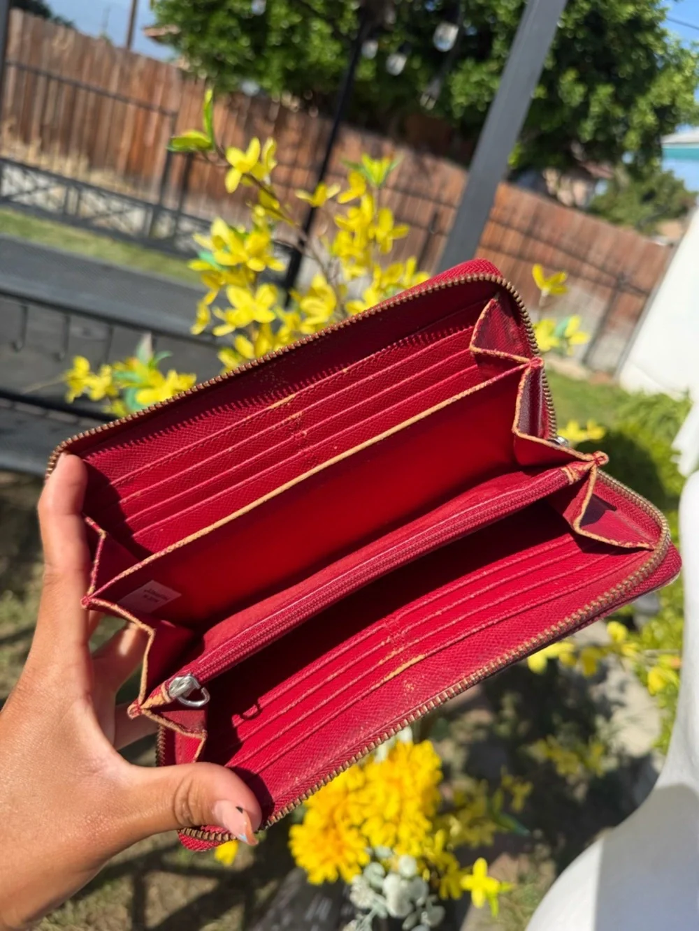 Coach Beige Signature Canvas Wallet with Red Trim - Picture 5 of 6